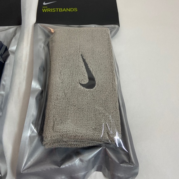 2/$30 🌼 2 pks Nike Swoosh Doublewide Wristbands - Picture 5 of 7